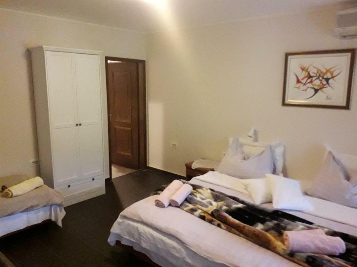 And Deskovic Appartement *